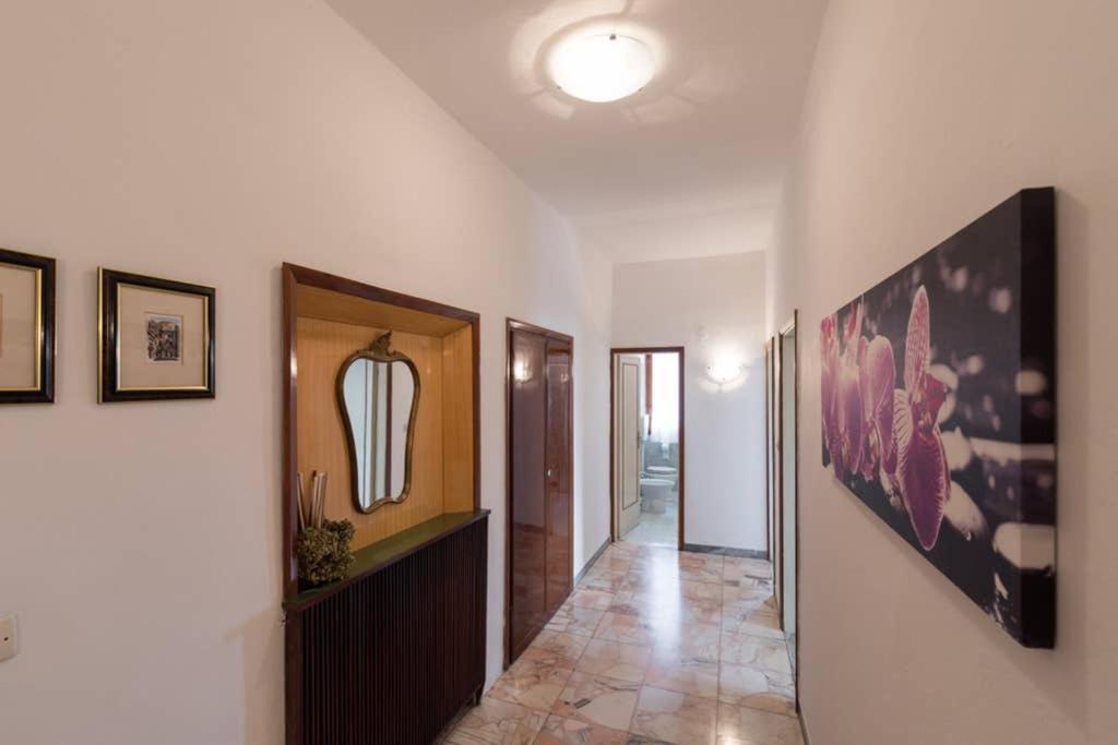 La Casa Di Lucia - * Firenze